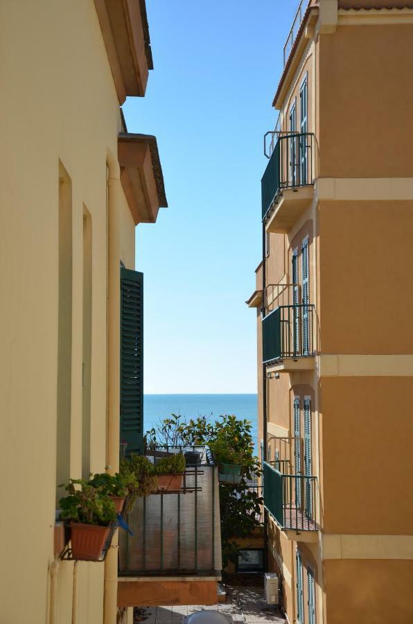 Holidayhouse Ostia - Maestrale Екстериор снимка